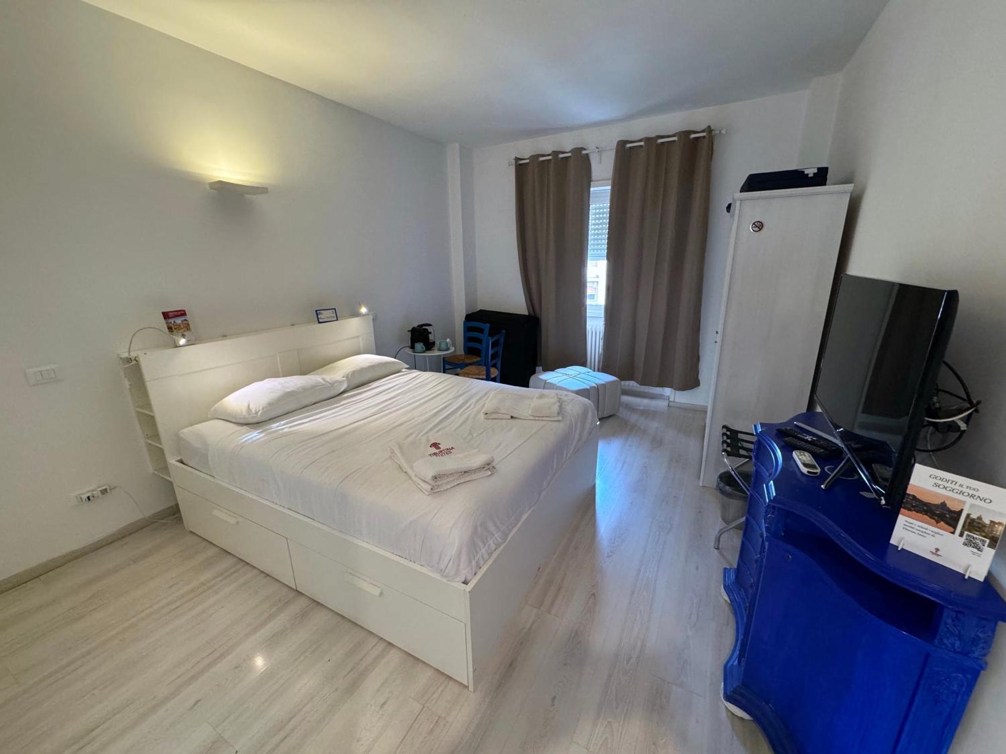 Tiburtina Suites, Roma Εξωτερικό φωτογραφία