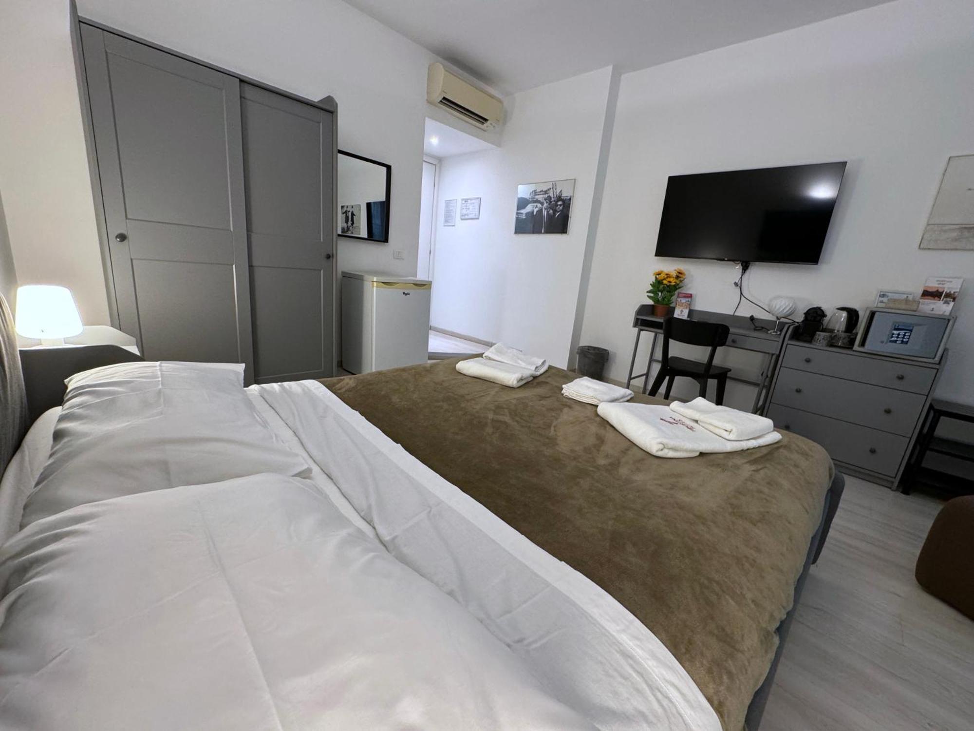 Tiburtina Suites, Roma Εξωτερικό φωτογραφία