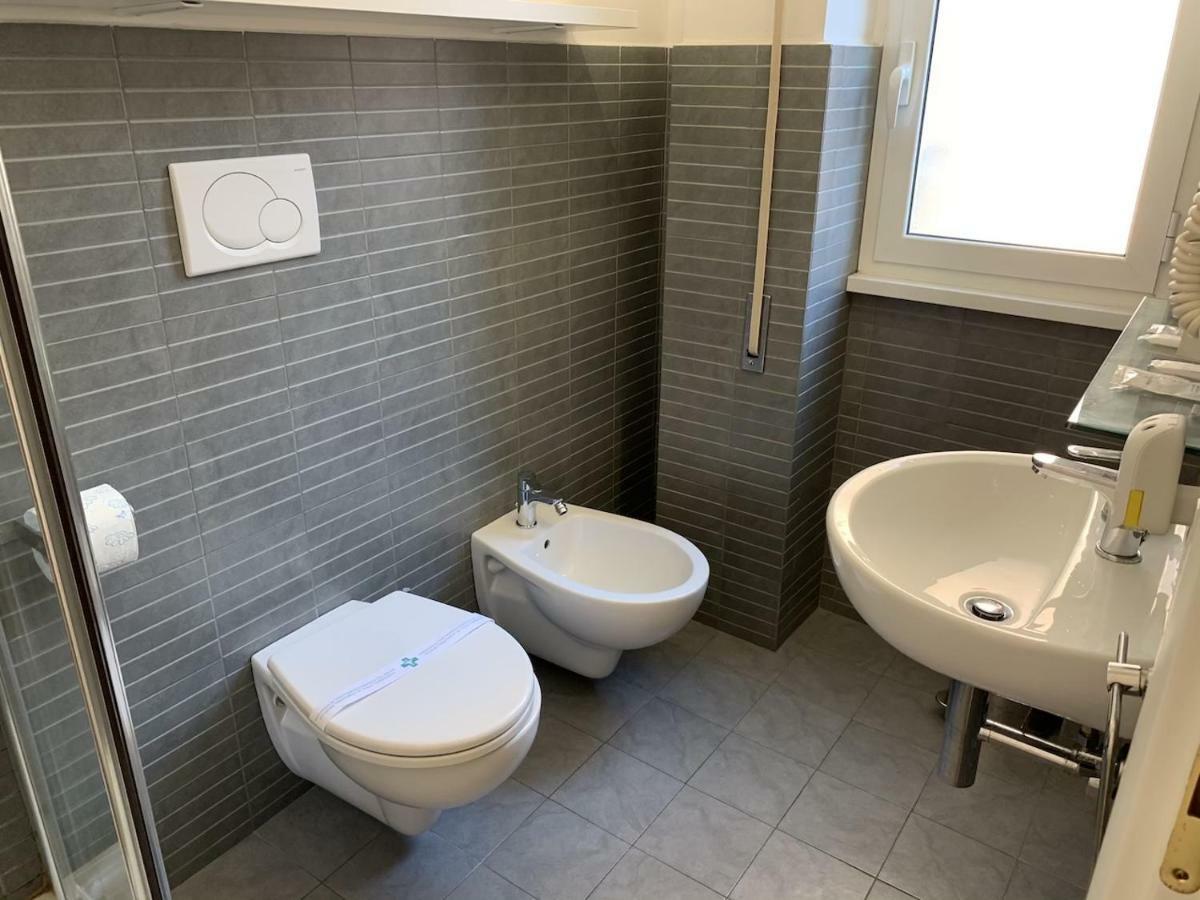 Tiburtina Suites, Roma Εξωτερικό φωτογραφία