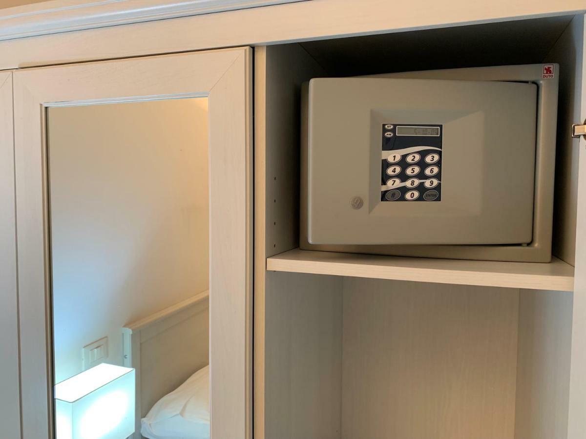 Tiburtina Suites, Roma Εξωτερικό φωτογραφία